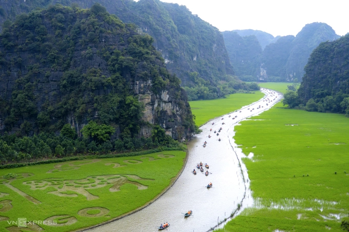 vietnam private tours